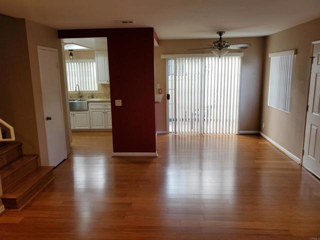 Detail Gallery Image 3 of 24 For 10180 Plam Glen Dr #58,  Santee,  CA 92071 - 3 Beds | 2/1 Baths