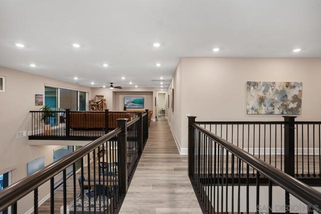 8416 Hidden Cove Way, San Diego CA: https://media.crmls.org/mediaz/4b063868-397f-4548-be20-43381030cf90.jpg