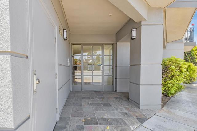 200 Portola Drive, San Francisco CA: https://media.crmls.org/mediaz/4b069b7d-07a3-4ea3-bc6e-4abff65b8f71.jpg