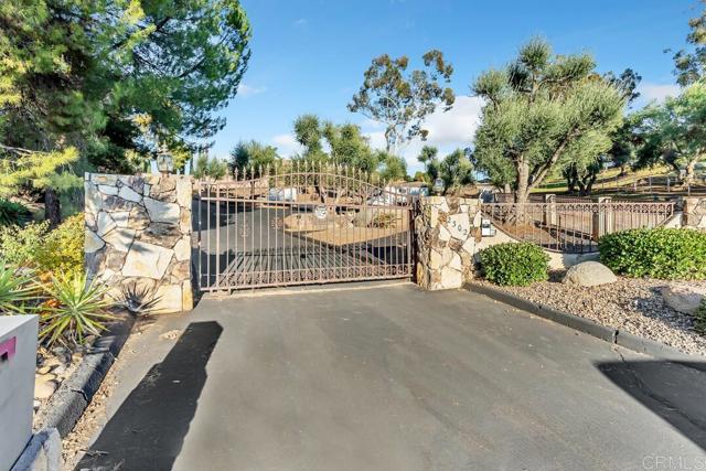 Detail Gallery Image 32 of 47 For 2302 Shaylene Way, Alpine,  CA 91901 - 3 Beds | 2/1 Baths