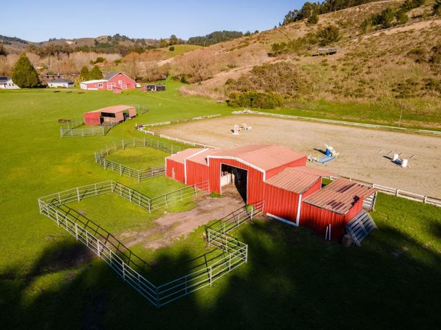 1650 Stage Road, Pescadero CA: https://media.crmls.org/mediaz/4b0b1311-cb3c-4ea4-826a-73b643b7b00e.jpg