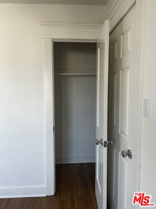 543 S Chicago Street, Los Angeles CA: https://media.crmls.org/mediaz/4b0b3bf1-d1ff-42a0-93a8-f1ba0dfb3ec8.jpg