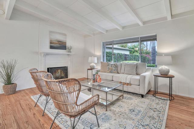 Detail Gallery Image 5 of 61 For 5091 El Arbol, Carlsbad,  CA 92008 - 4 Beds | 3 Baths