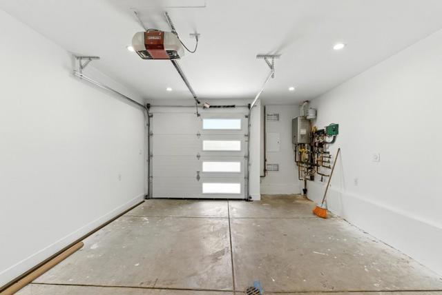 1815 18th Avenue, San Francisco CA: https://media.crmls.org/mediaz/4b0e6a8e-8e08-47e5-992f-50bad4a28704.jpg