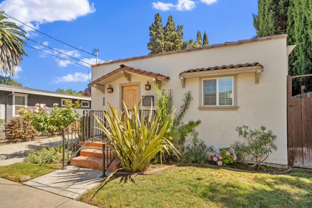 920 W Julian Street, San Jose CA: https://media.crmls.org/mediaz/4b0fc83b-162f-409f-a3c0-00e05e9f3427.jpg