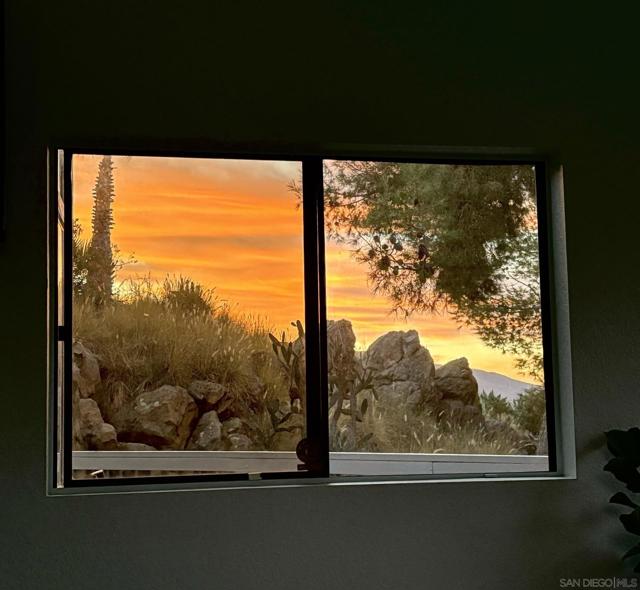 Image 45 of 51 For 1539 San Miguel Ave