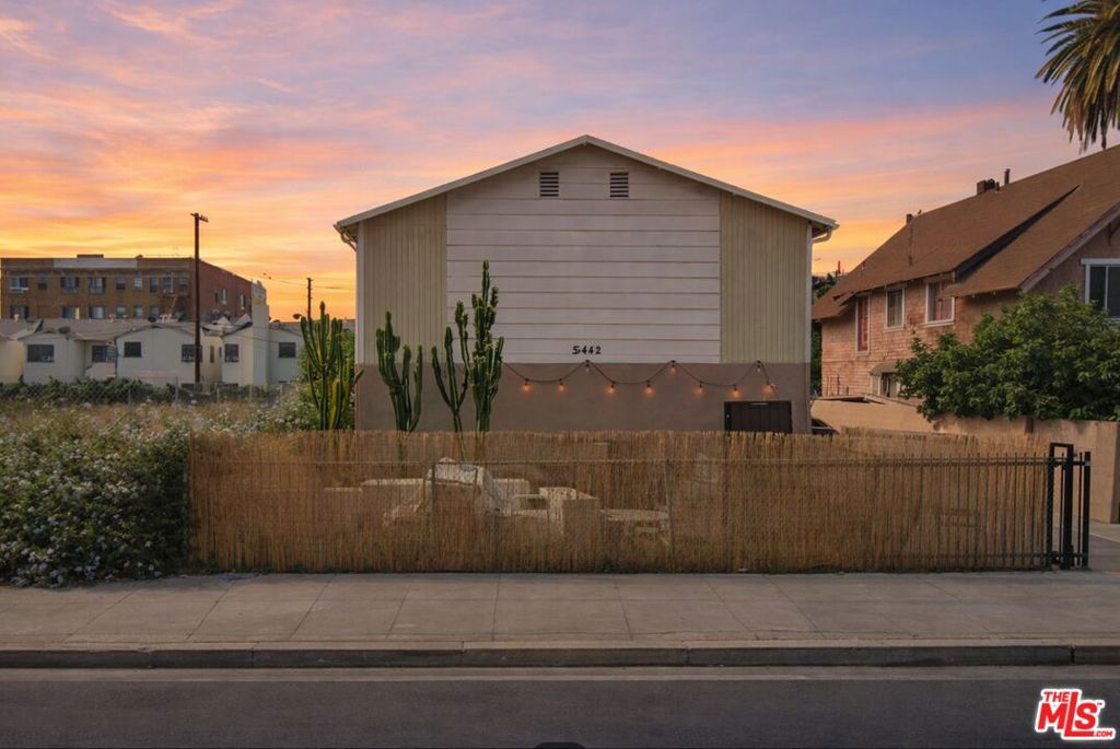 5442 Virginia Avenue #6