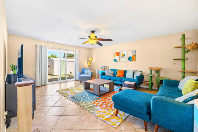 44784 Sherwood Drive, Indio CA: https://media.crmls.org/mediaz/4b10c995-cfc4-4710-a455-5e45dbe4e36c.jpg