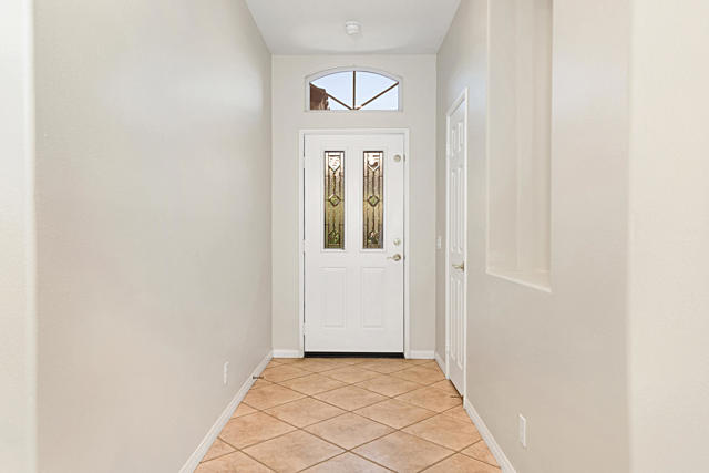 79851 Carmel Valley Avenue, Indio CA: https://media.crmls.org/mediaz/4b10e576-9a03-420b-b85e-e7cc820e421c.jpg