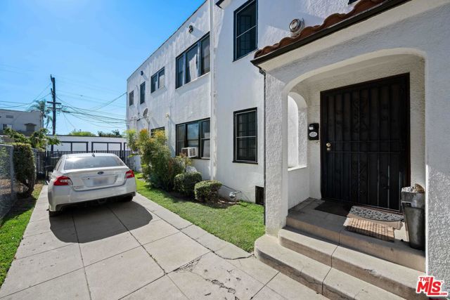 4006 21st Street, Los Angeles, California 90018, ,Multi-Family,For Sale,21st,24414457