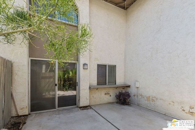 1852 N Mira Loma Way, Palm Springs CA: https://media.crmls.org/mediaz/4b128d74-c237-407e-9480-5fe37e9c6437.jpg