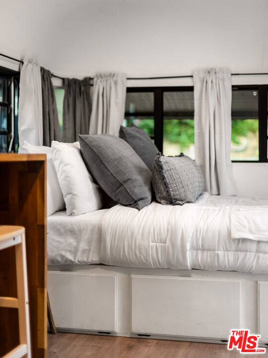 272 N Topanga Canyon Boulevard, Topanga CA: https://media.crmls.org/mediaz/4b12ee69-f76f-466b-a8f4-0b915eeb4e50.jpg