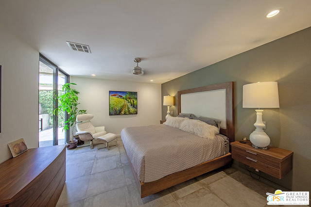 431 N Calle Rolph, Palm Springs CA: https://media.crmls.org/mediaz/4b143d4d-1c9f-445f-a5c4-6ead49c3c27e.jpg
