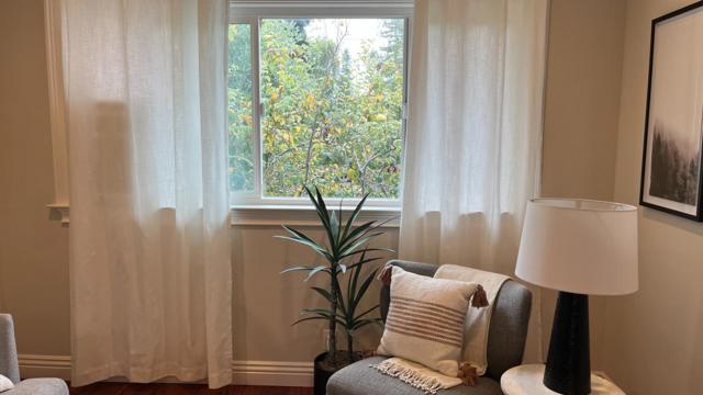 1609 Bonita Avenue, Berkeley CA: https://media.crmls.org/mediaz/4b143e07-3e17-4c1f-a7ee-3c3d1ff1e272.jpg