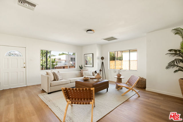 4803 Gambier Street, Los Angeles CA: https://media.crmls.org/mediaz/4b1475b5-49d0-4d56-9f80-24b155fe4965.jpg