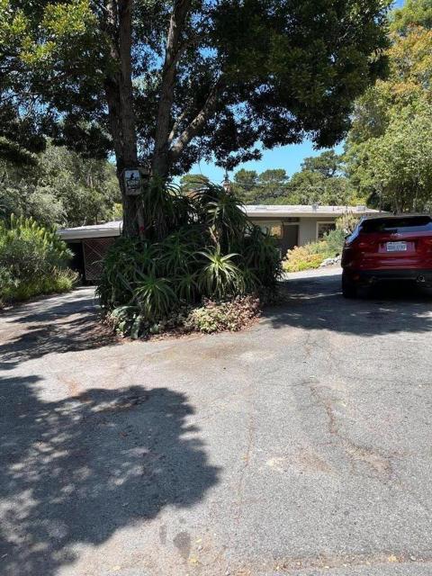 24368 San Juan Road, Carmel CA: https://media.crmls.org/mediaz/4b16b361-adab-4cbc-836d-31f2f440d2e9.jpg