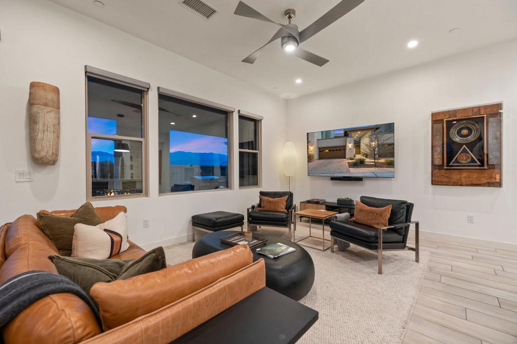 MLS #219138683DA image #18