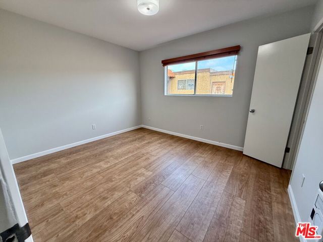 882 Victor Avenue, Inglewood CA: https://media.crmls.org/mediaz/4b17d722-debe-4408-9cea-c2ffc2b06124.jpg