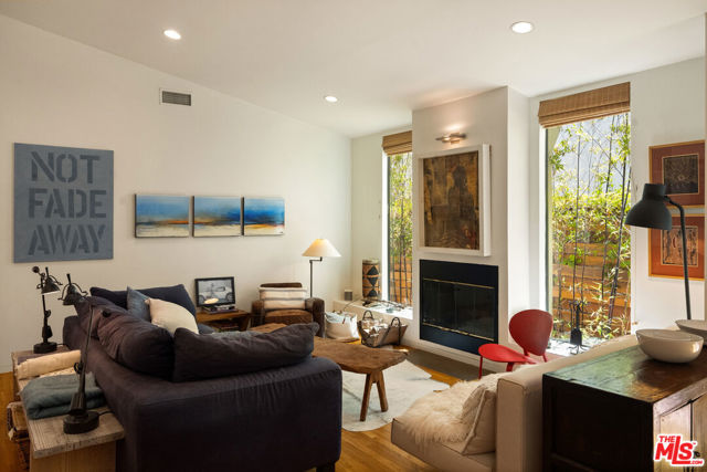 4 Bed Home for Sale in Venice, California