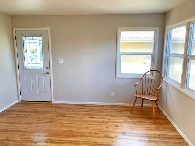 1138 Laurel Street, Santa Cruz CA: https://media.crmls.org/mediaz/4b187ad2-f626-43b8-847e-706fa4603d2a.jpg