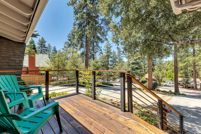 25440 Rim Rock Road, Idyllwild CA: https://media.crmls.org/mediaz/4b18aaf7-177a-4efa-8181-77ab94454c73.jpg