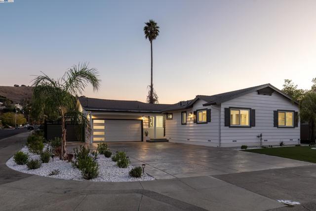 Details for 45 Ebbtide Psge, Corte Madera, CA 94925