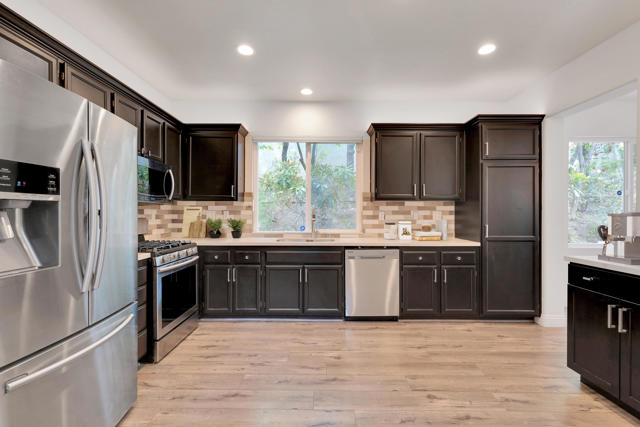Kitchen VS