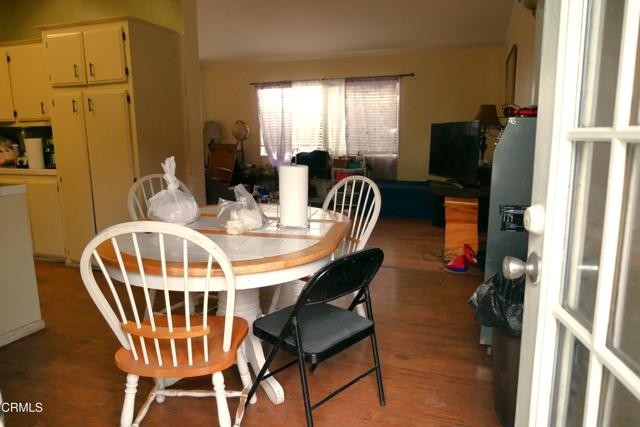 397 Hupa Street, Ventura CA: https://media.crmls.org/mediaz/4b19f8e1-8dd7-4d04-afb4-ed0e0a70a289.jpg