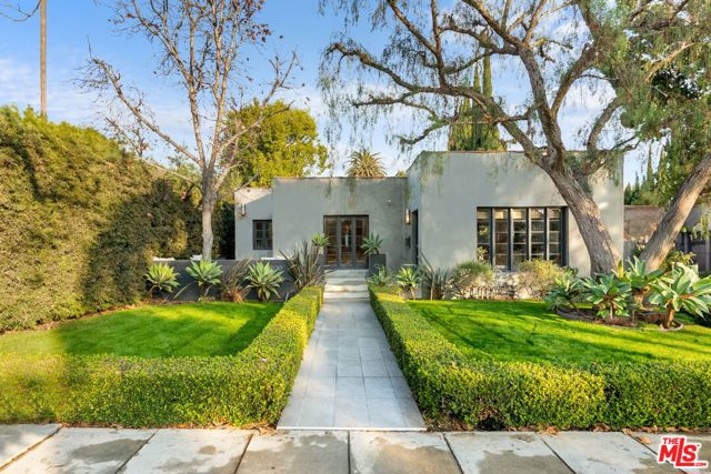 520 Cahuenga Boulevard, Los Angeles, California 90004, 4 Bedrooms Bedrooms, ,3 BathroomsBathrooms,Single Family Residence,For Sale,Cahuenga,24472097