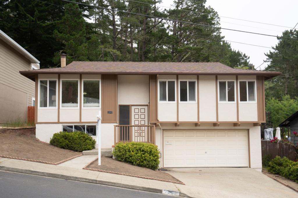 1287 Lerida Way