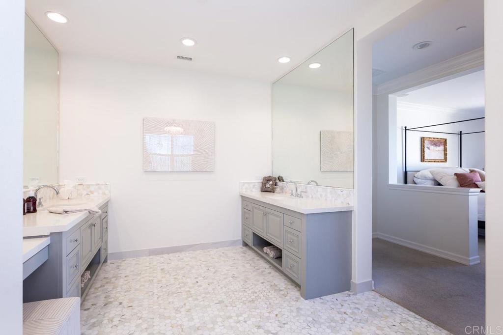 1010 Scarlet Way - photo 18