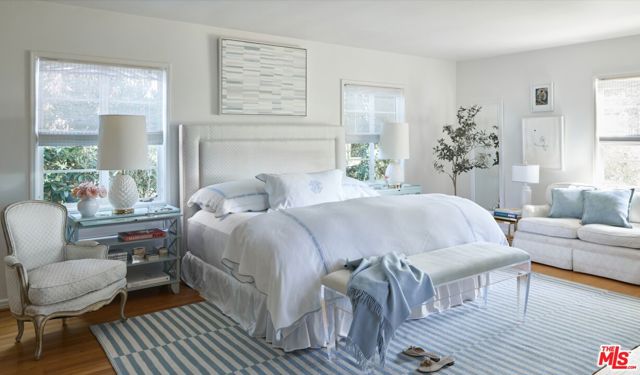 10999 Ojai Santa Paula Road, Ojai CA: https://media.crmls.org/mediaz/4b1c0e46-ae8a-4f8b-bc78-3346614abacf.jpg