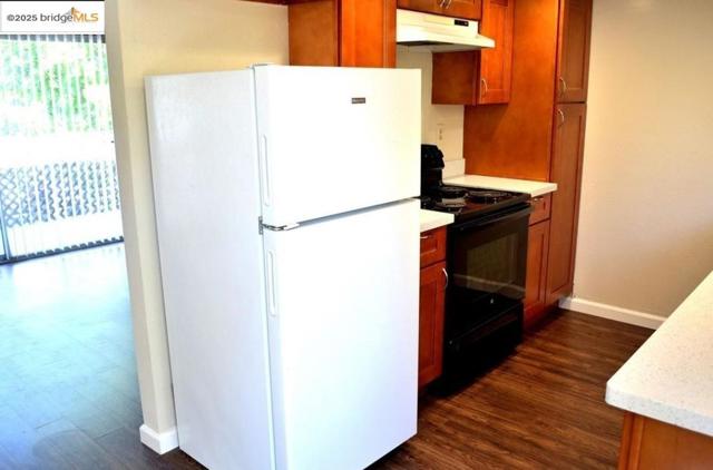 1260 Kenwal Rd, Concord CA: https://media.crmls.org/mediaz/4b1c2c11-5d1b-43b7-b6aa-e8de3c1c407a.jpg