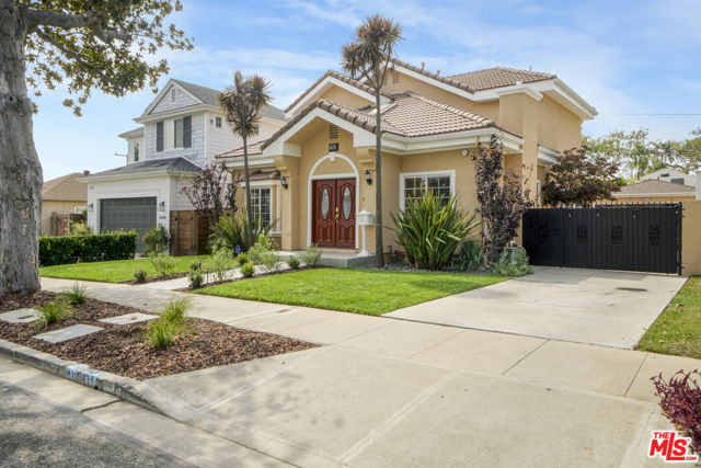 10943 Barman Avenue, Culver City CA: https://media.crmls.org/mediaz/4b1c3ebe-a511-4ed1-82c7-04ac7f981812.jpg