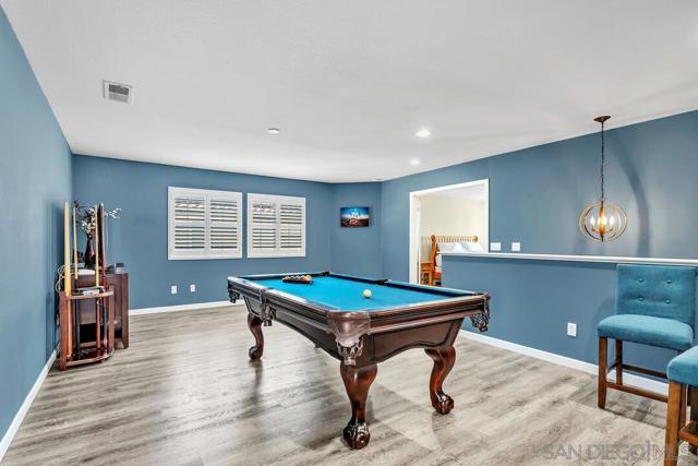 4252 Alta Vista Court, Oceanside CA: https://media.crmls.org/mediaz/4b1d8a34-9148-4d04-8458-0d5da53105da.jpg
