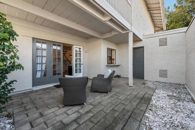 Detail Gallery Image 15 of 18 For 3911 Camino Lindo, San Diego,  CA 92122 - 3 Beds | 1/1 Baths