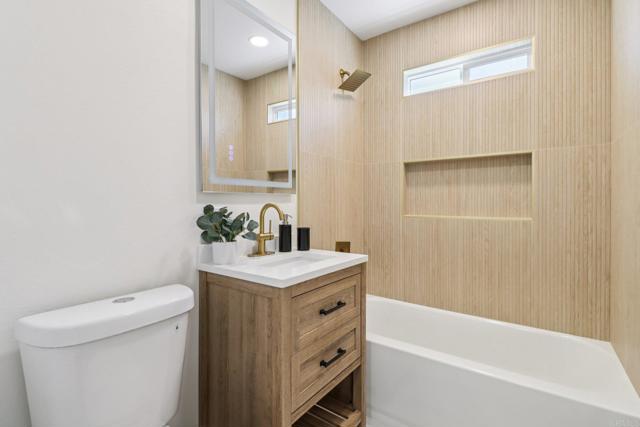 Detail Gallery Image 15 of 60 For 1909 11 S Freeman St, Oceanside,  CA 92054 - 4 Beds | 2 Baths