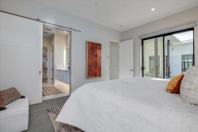 151 Holliday Way, Palm Springs CA: https://media.crmls.org/mediaz/4b1fca75-0b68-4c9d-94e6-2eeb390c073d.jpg