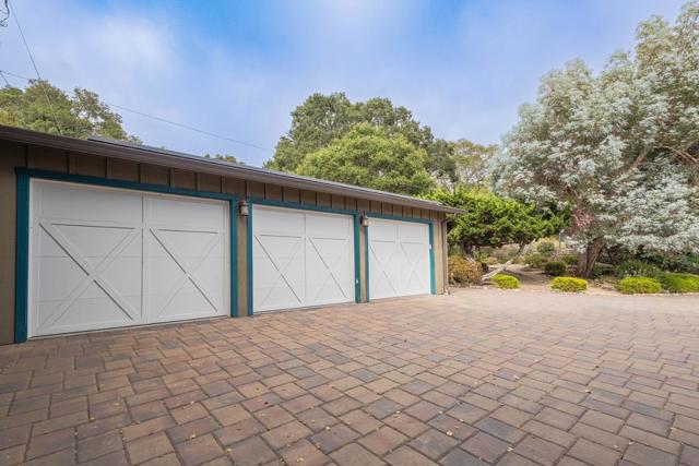 8543 Carmel Valley Road, Carmel Valley CA: https://media.crmls.org/mediaz/4b20706f-de22-4a95-ad93-36f94adf18c9.jpg