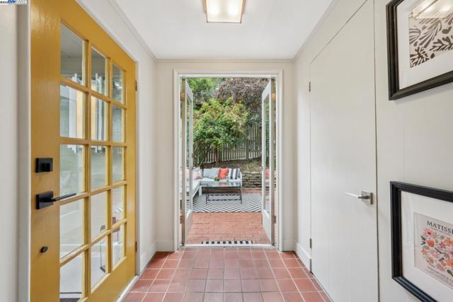 198 BRET HARTE ROAD, Berkeley CA: https://media.crmls.org/mediaz/4b21e8bd-5137-46ab-adbf-076efe078845.jpg