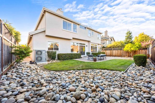 904 Capri Drive, Campbell CA: https://media.crmls.org/mediaz/4b2272e6-0b54-41ee-b502-d1bfaef0887b.jpg