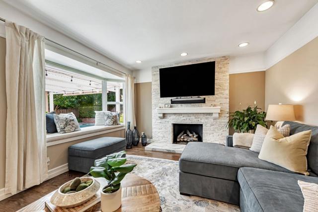 6555 Timberview Drive, San Jose CA: https://media.crmls.org/mediaz/4b2411fd-dc0e-4d48-9e19-cda5f109e108.jpg