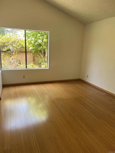 1404 Lombard Street, Vista CA: https://media.crmls.org/mediaz/4b24576b-e32d-4168-9d23-6166194ff362.jpg