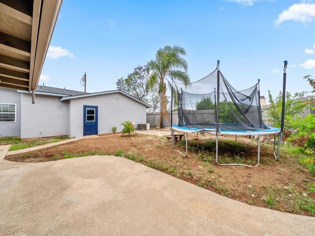 Detail Gallery Image 36 of 49 For 1562 Richandave Ave, El Cajon,  CA 92019 - 4 Beds | 2/1 Baths