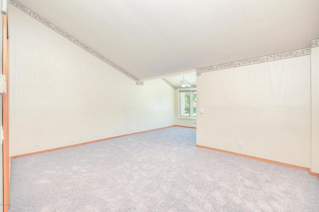23150 Park Sorrento, Calabasas CA: https://media.crmls.org/mediaz/4b25706d-54c3-48f1-ac62-a9c3c7d2981a.jpg