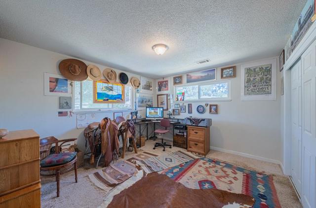 9180 Coker Road, Salinas CA: https://media.crmls.org/mediaz/4b259ff7-4077-48dd-ad7c-7468d51be2cd.jpg