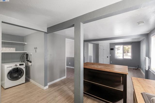 118 Sycamore St, Fremont CA: https://media.crmls.org/mediaz/4b274992-13c1-4164-a4f4-e471871e2392.jpg