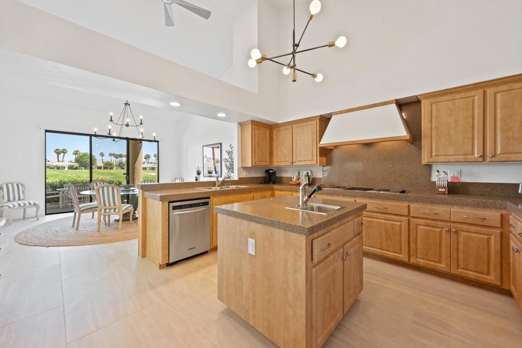 MLS #219138033DA image #22