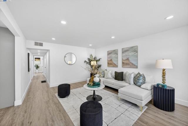 4403 Burke Way, Fremont CA: https://media.crmls.org/mediaz/4b28b44a-001e-4e69-b11d-2f8e3895992b.jpg
