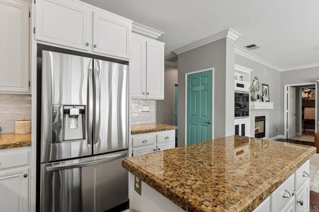 2119 SAND CREST Way, San Marcos CA: https://media.crmls.org/mediaz/4b28d3ec-8f4a-410f-b669-924a656be9fb.jpg